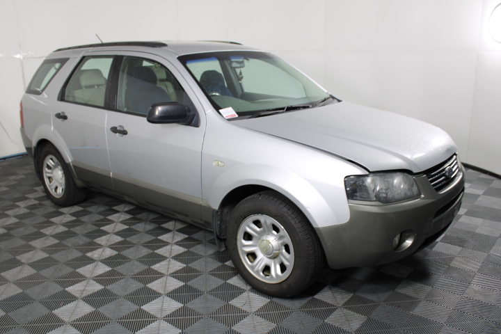 2023 $2 Matilda Light Green Coloured two dollar FIFA Soccer Coin Queen New