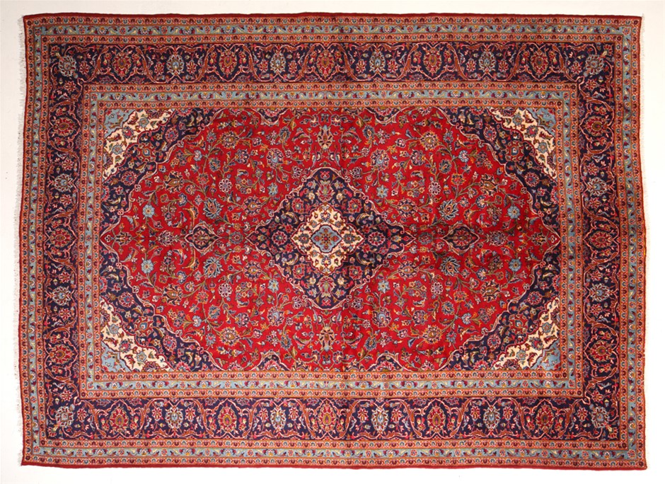 Quantity of 200 1650mm Star Pickets (Unused),