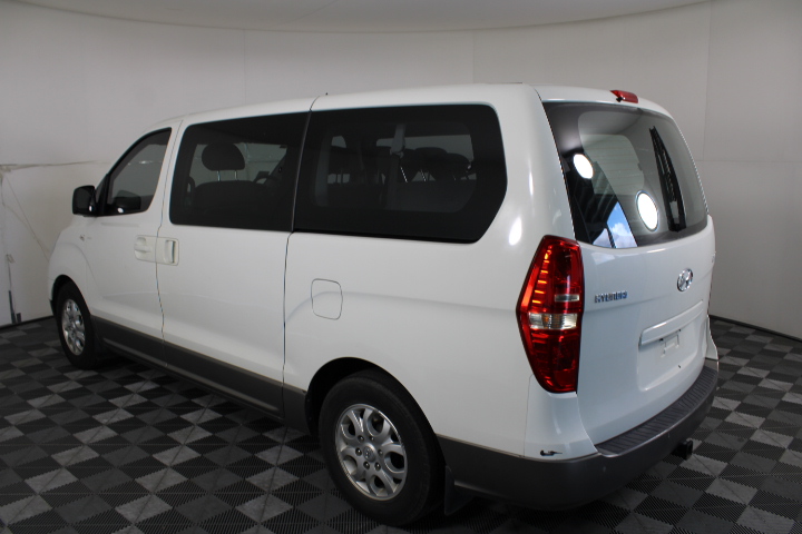 2 x BANPRESTO Bleach Solid & Souls - Uryu Ishida Figure. NB: outer packagin