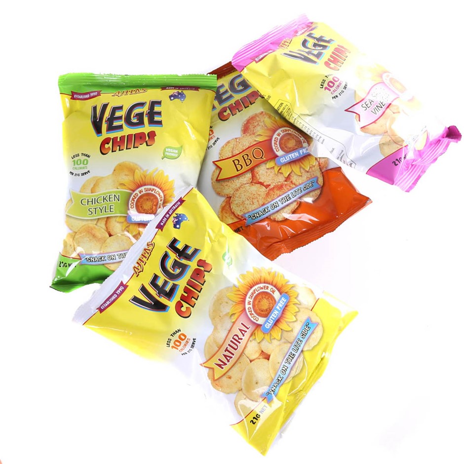 7-8mm White Pearls & Silver Plated Rhinestone Stretch Bracelet.