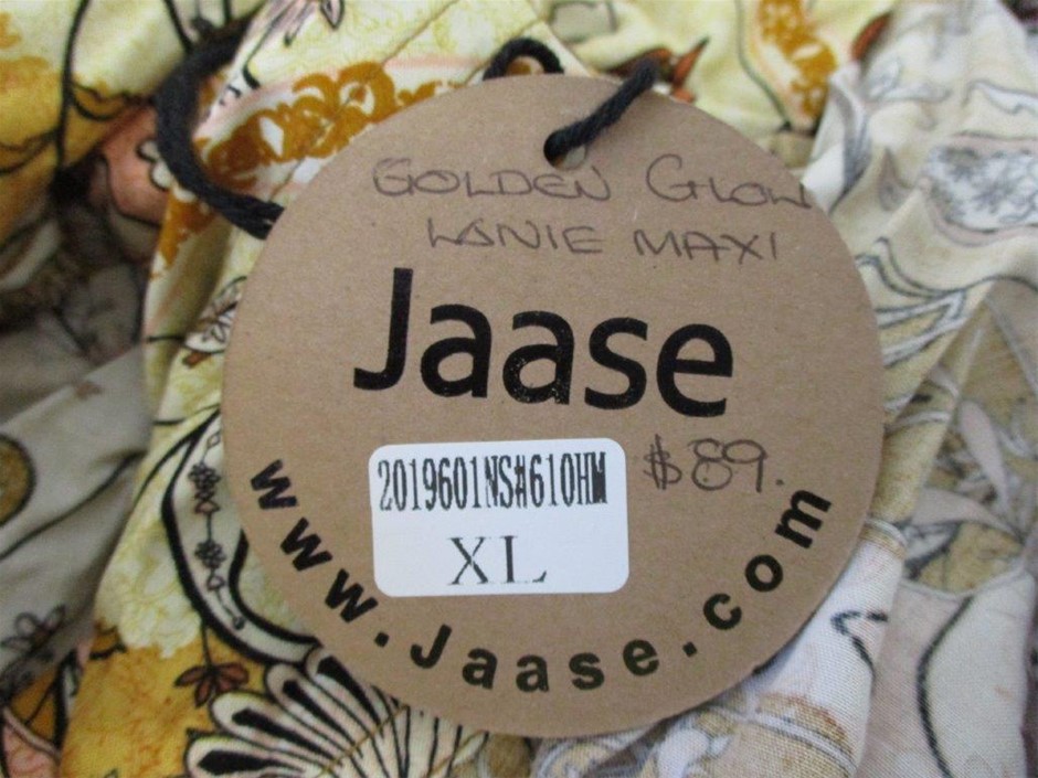 8-9mm White Pearl with Rhinestones & CZ Rhodium Plated Bracelet