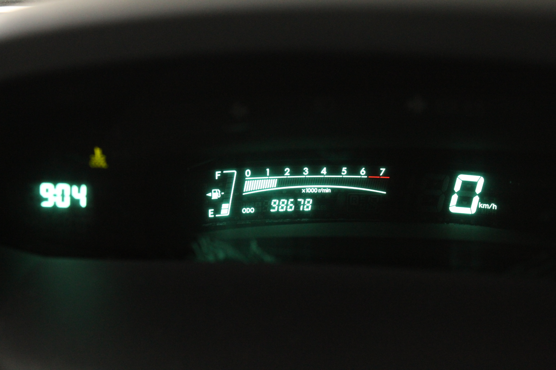 APPLE AirTag. SN: HGDPF2TYP0GV. Track Your Keys, Wallet, Luggage, Backpack.