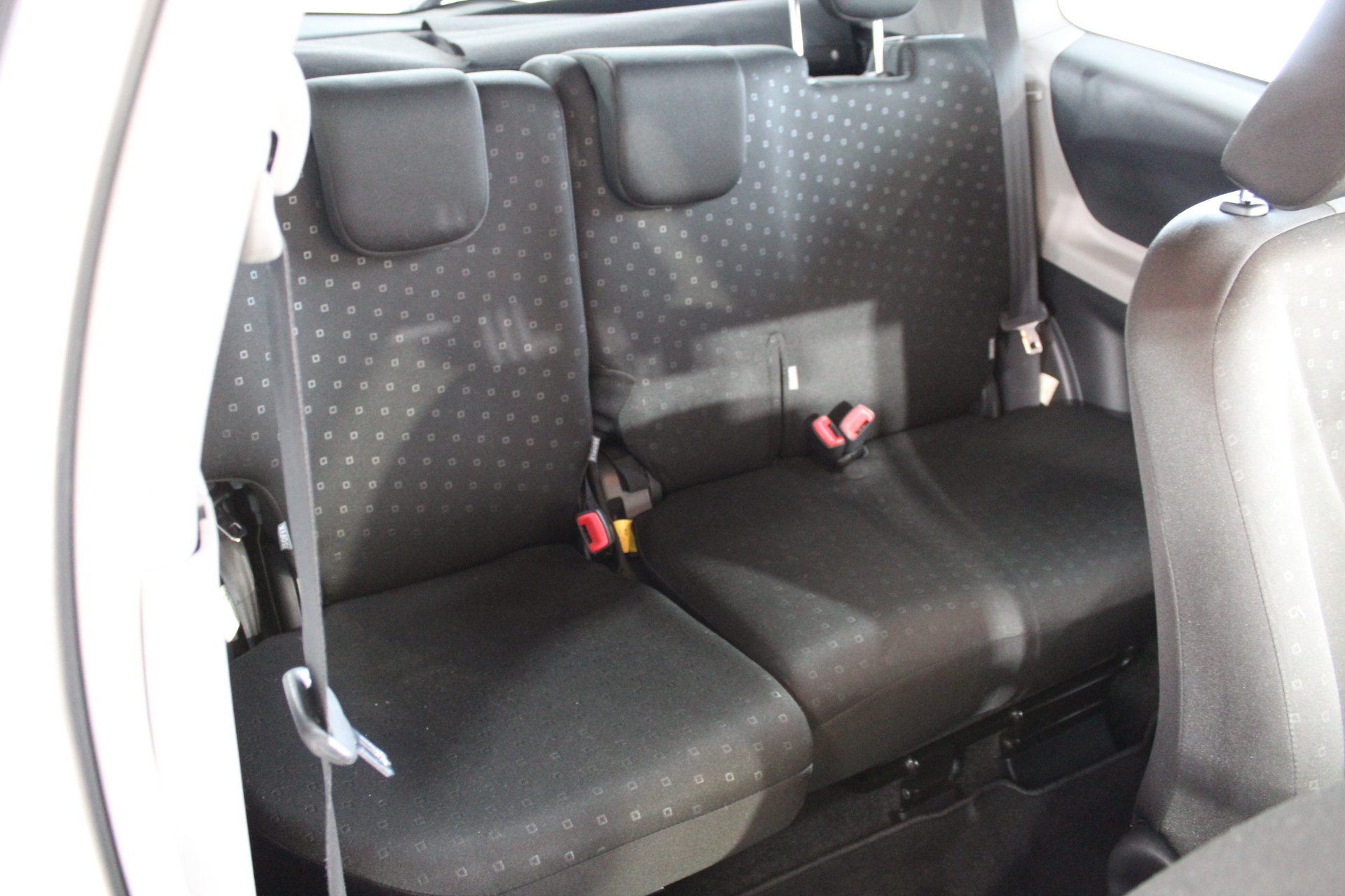 WYZE Cam v3 Pro Wired Indoor/Outdoor 2K Smart Security Camera for Pet Baby