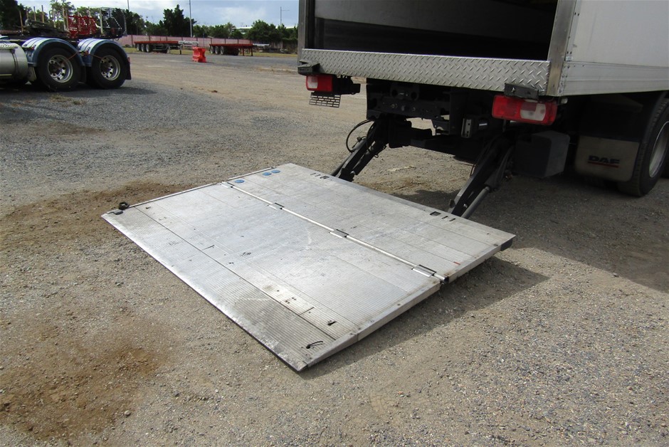 "NED KELLY" Set Of 3 x 1oz Ingots & Display Box in 999 Antique Silver