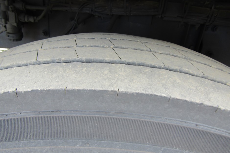 DKNY Women's Half Zip Fleece Sweatshirt, Size L, Peacoat.