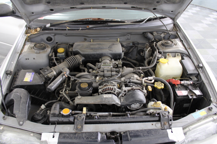 Shark Mixed Brand and Model Vacuum Cleaners and Accessories