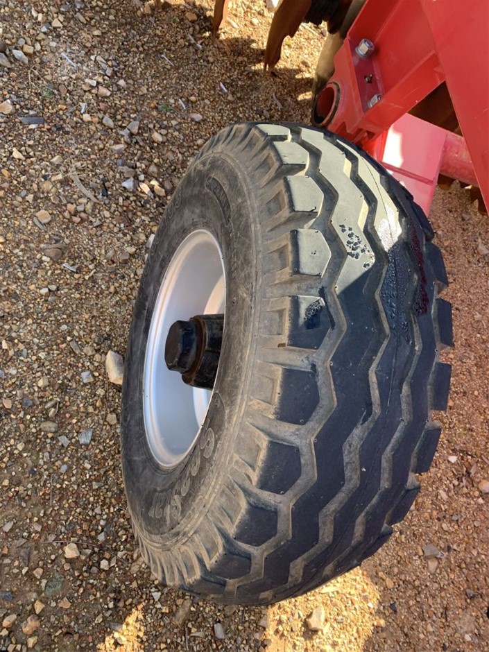 Lindeman's Bin 85 Pinot Grigio (6x 750mL). SEA.