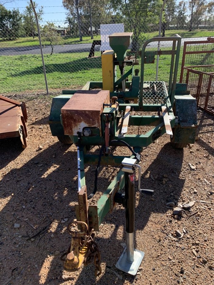 Sacred Hill Shiraz Cabernet (12x 750mL). NSW.