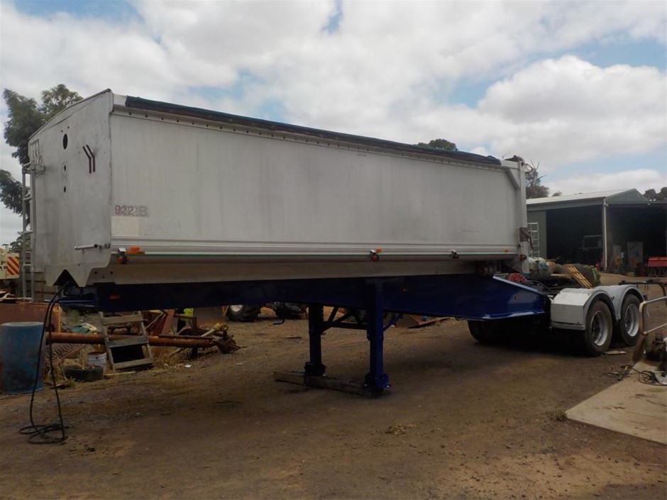 Peter Lehmann Cellar Archives Shiraz 2017 (12x 750mL), Barossa.