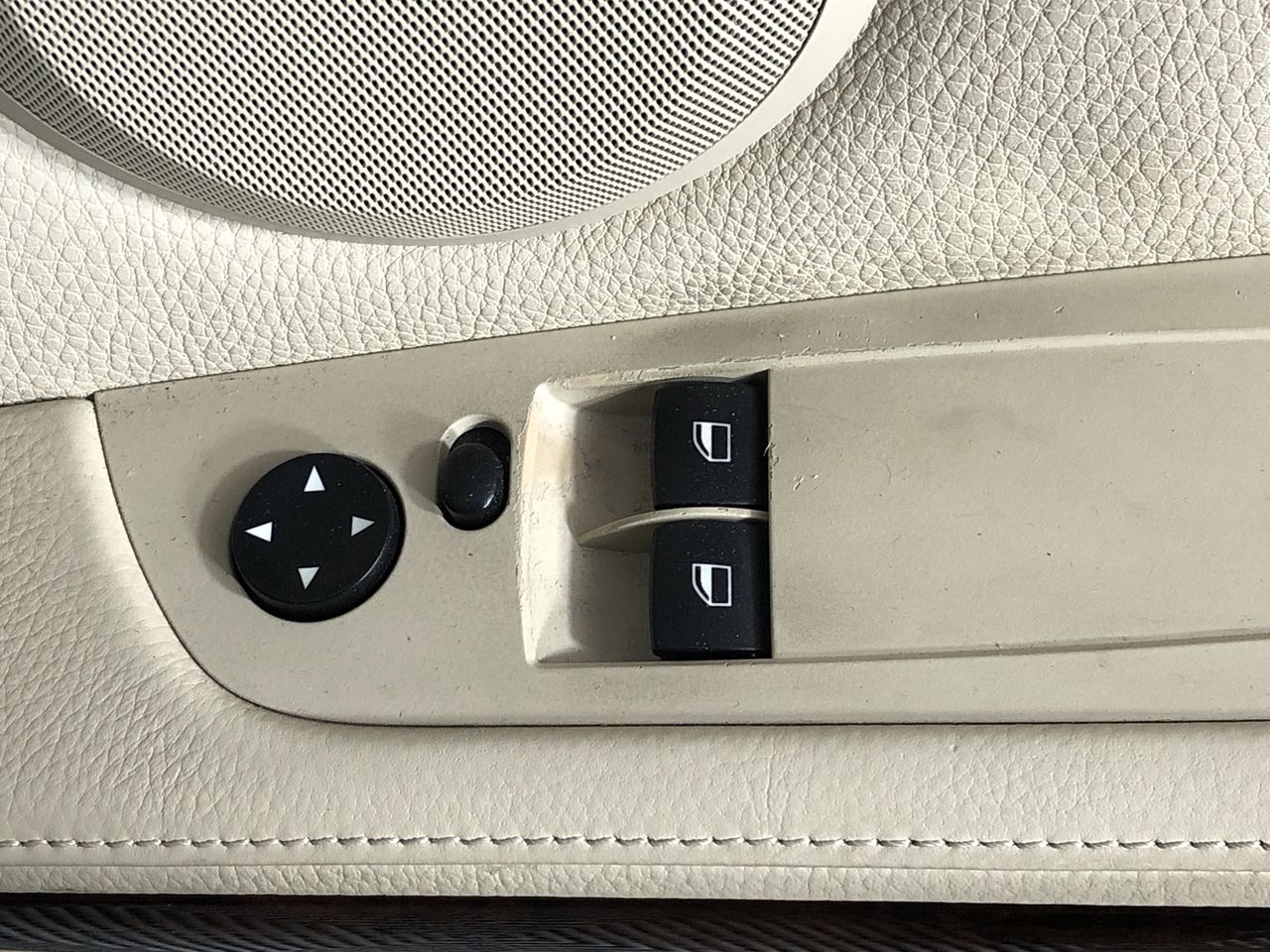 8-9mm Potato Shape Pearl with Real Platinum Plated Bracelet