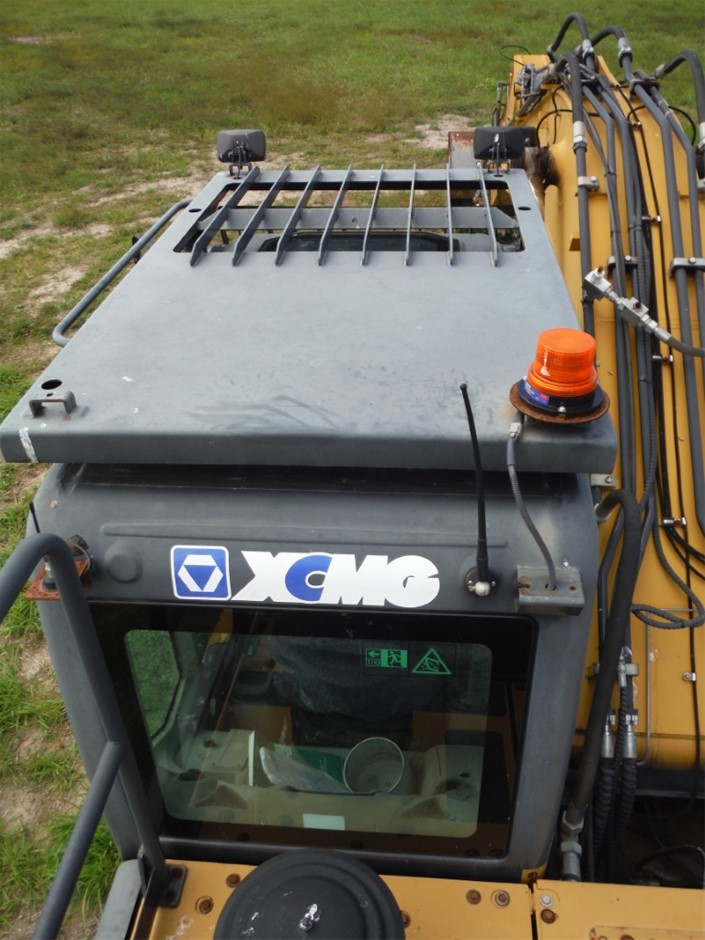 AUSSIE PACIFIC Men's Lady Flinders Polo Shirt, Size 8, Black/Red, 2308.  Bu