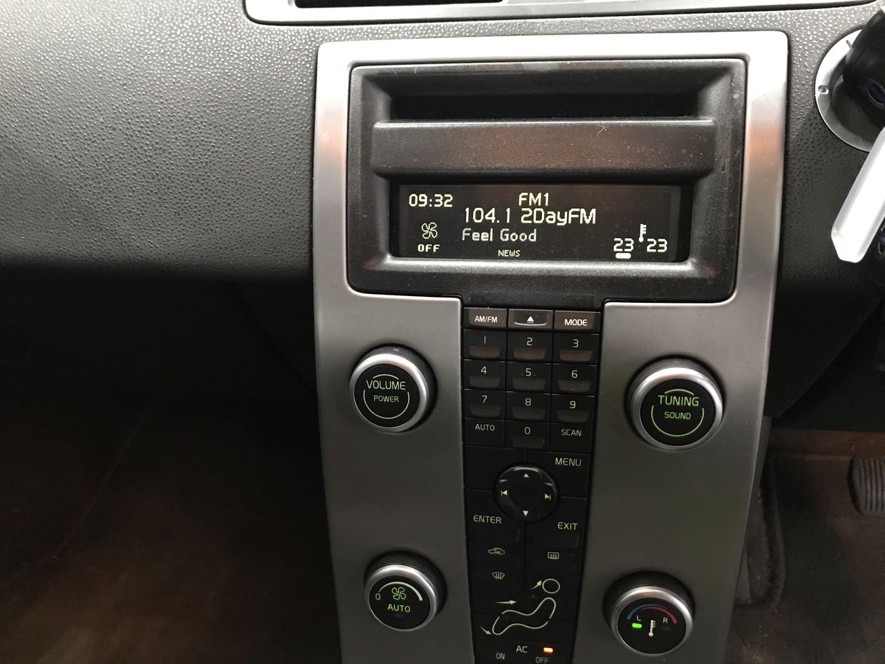 ELEVEN Lightweight Jolt Workwear Short, Size 82R/32, 100% Cotton Twill, Nav