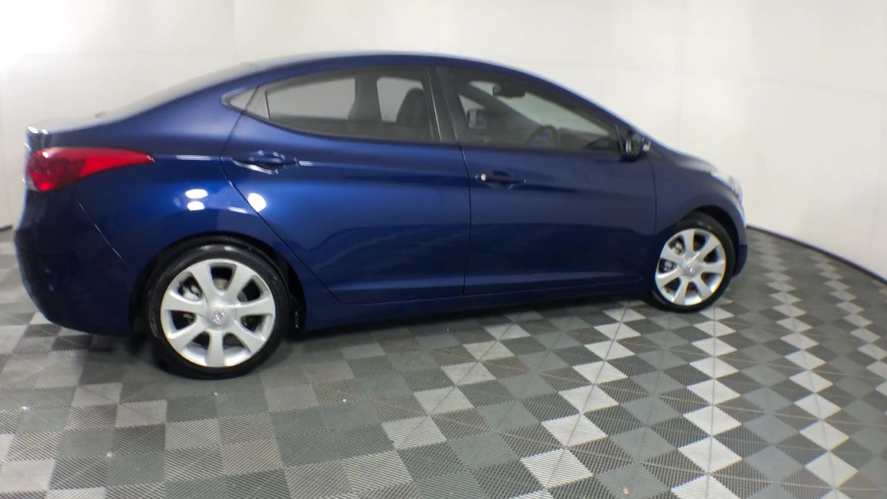 5-6mm White Freshwater, Baroque Pearl Necklace Swarovski® Crystal.