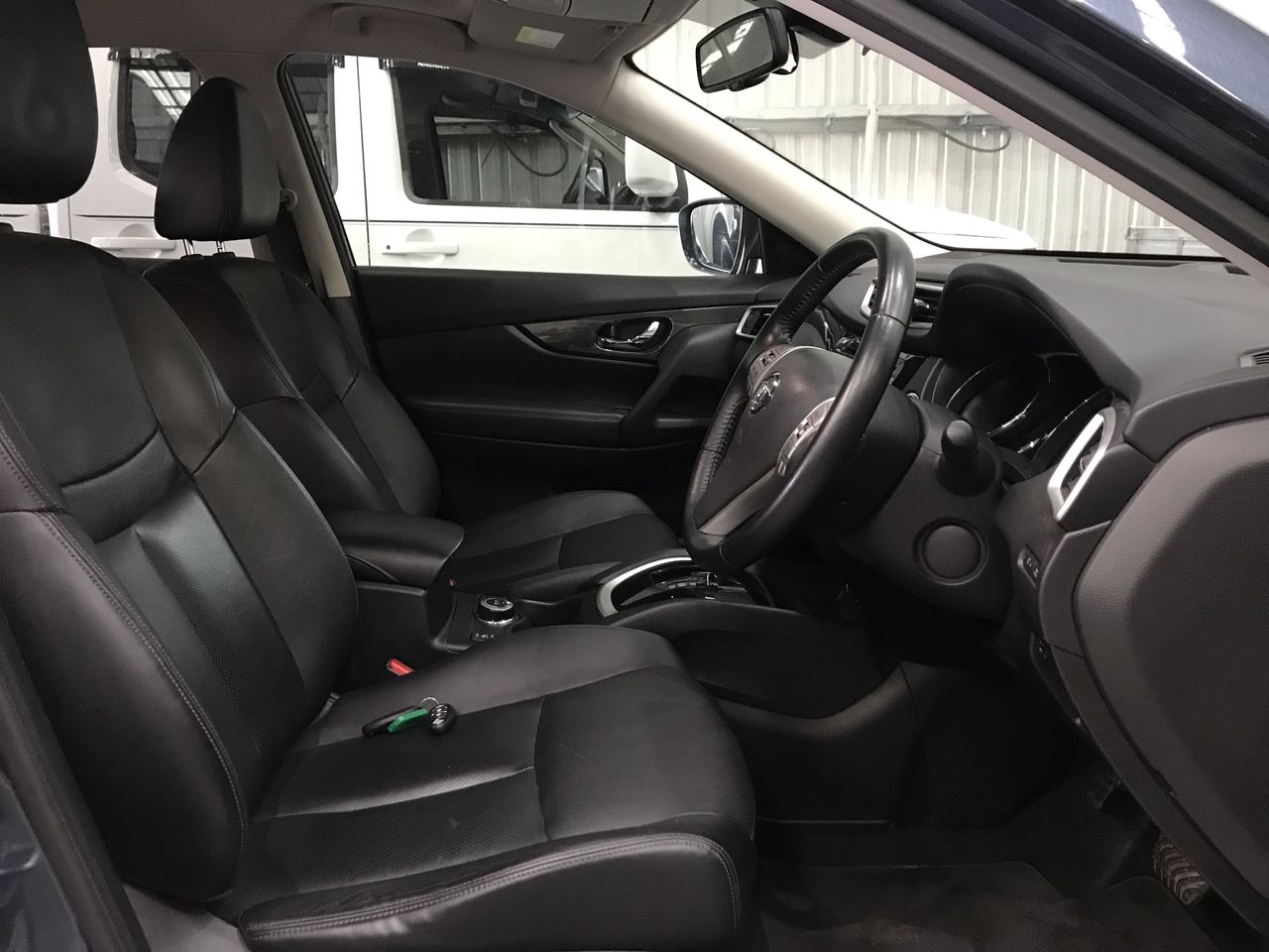 Flat Edge Baroque & Pearls Real Platinum Plated Necklace