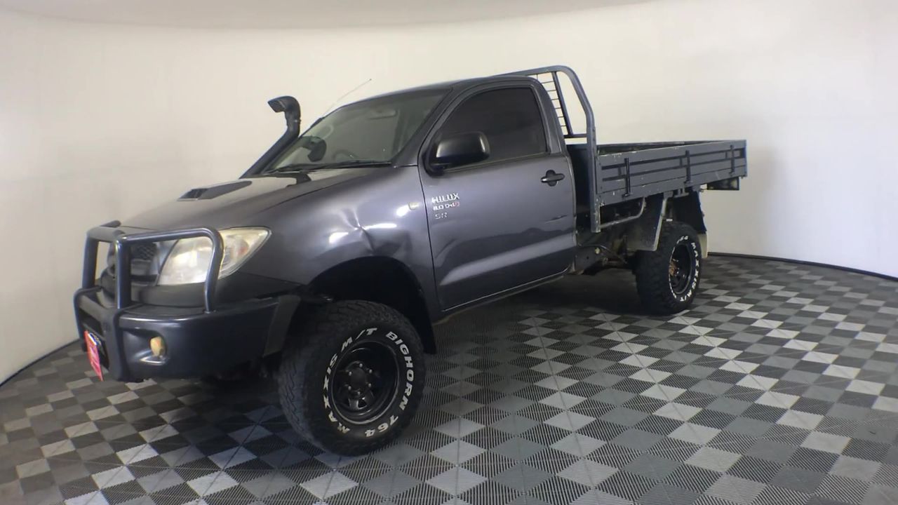 Men's 8mm Malaysia Jade & Golden Rhinestone Beaded Gemstone Bracelet