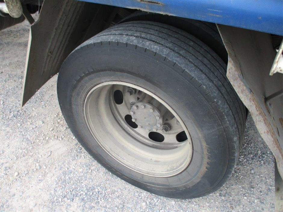 Heart 925 Sterling Silver Simulated Diamonds Dangling Earrings