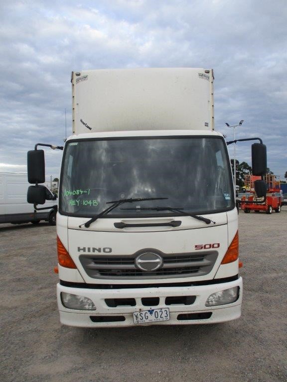 2.0ct 925 Silver Simulated Diamonds Rectangle Pendant Necklace