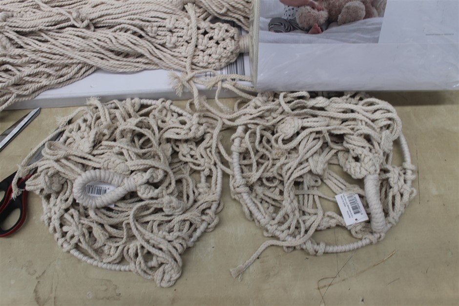 The Bowler Cleanskin Sauvignon Blanc 2023 (12x 750mL) SA