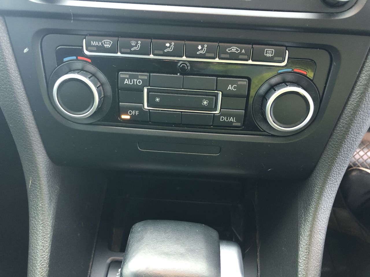 9K YELLOW GOLD MALACHITE HEART NECKLACE 41-43cm