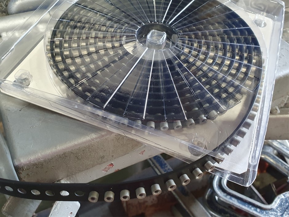 Pierre Delize Blanc De Blancs Brut NV (6x 750mL), France.