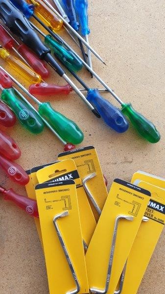 Designer Simulated Earrings Green Square Earrings in Silver