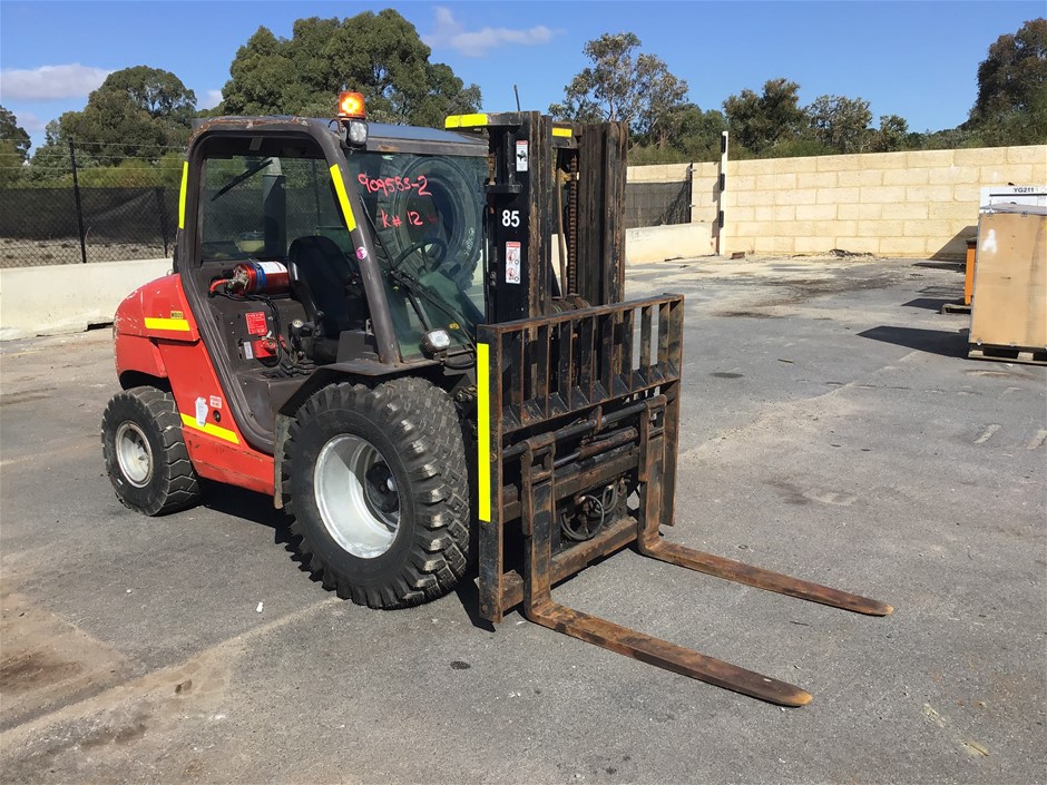 Byrne Estate Gown Shiraz Cabernet 2021 (12x 750mL) SA