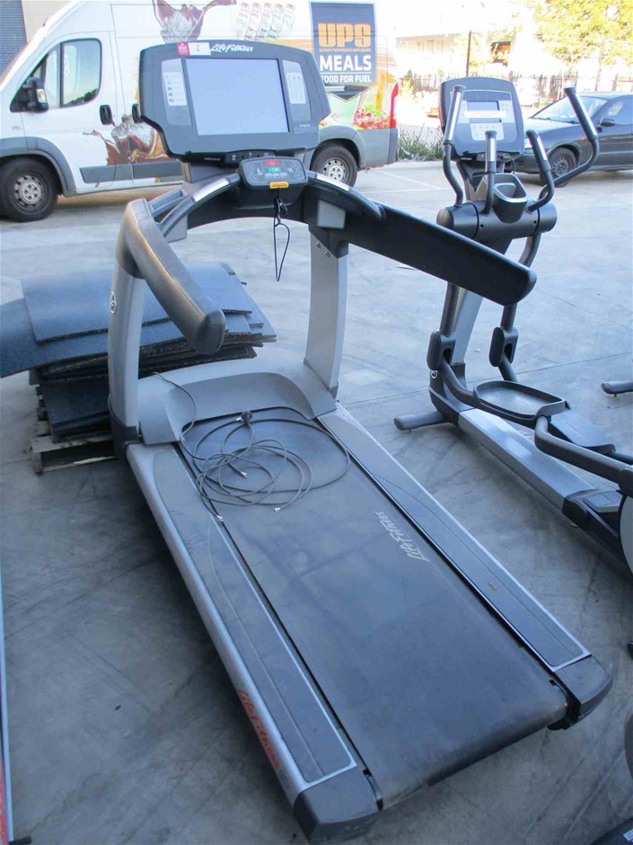 Magic Box Shiraz 2019 (6x 750mL) SEA