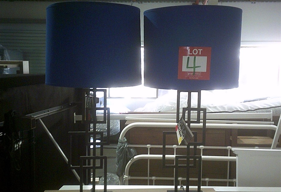 18 Packs of Amazon Basics Rounded 3.5 Inch x 3.5 Inch Door Hinges, Matte Bl