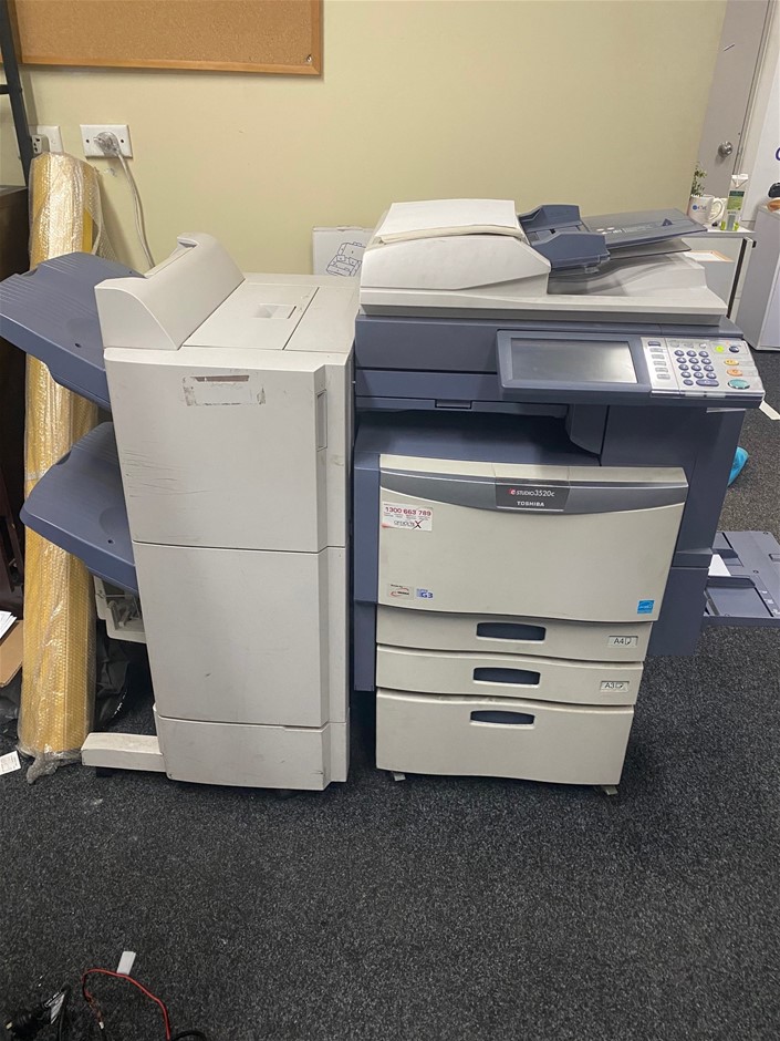 9K WHITE GOLD 0.25ct F VS LAB DIAMOND BEZEL RING