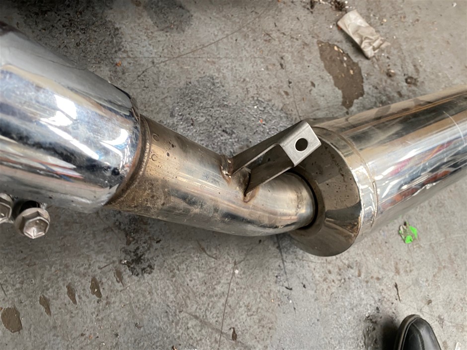 9K WHITE GOLD 0.25ct F VS LAB DIAMOND CHANNEL SET BAND