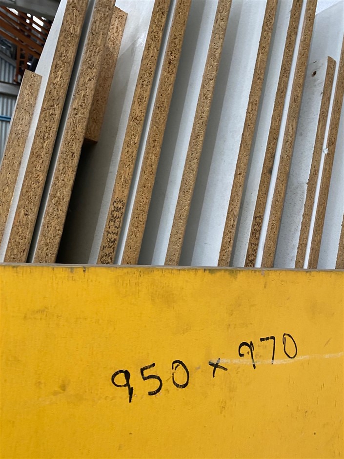 9K YELLOW GOLD 0.25ct F VS MARQUISE LAB DIAMOND RING