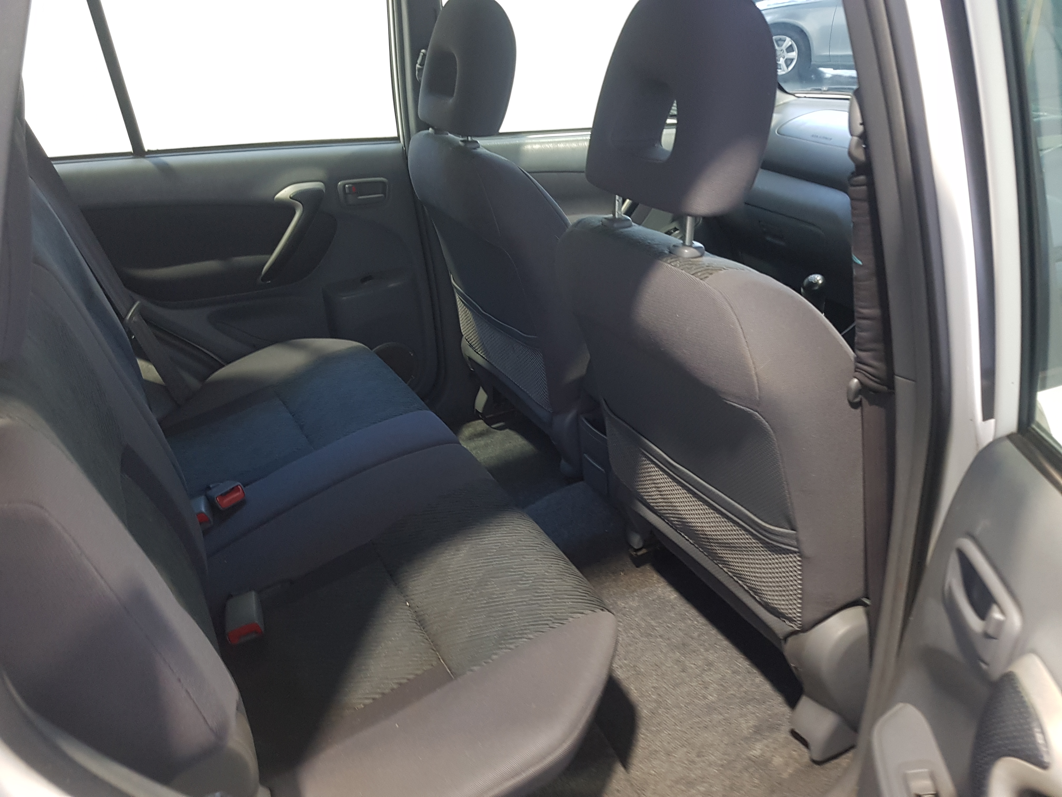 9K WHITE GOLD 0.25ct F VS LAB DIAMOND CHANNEL SET BAND