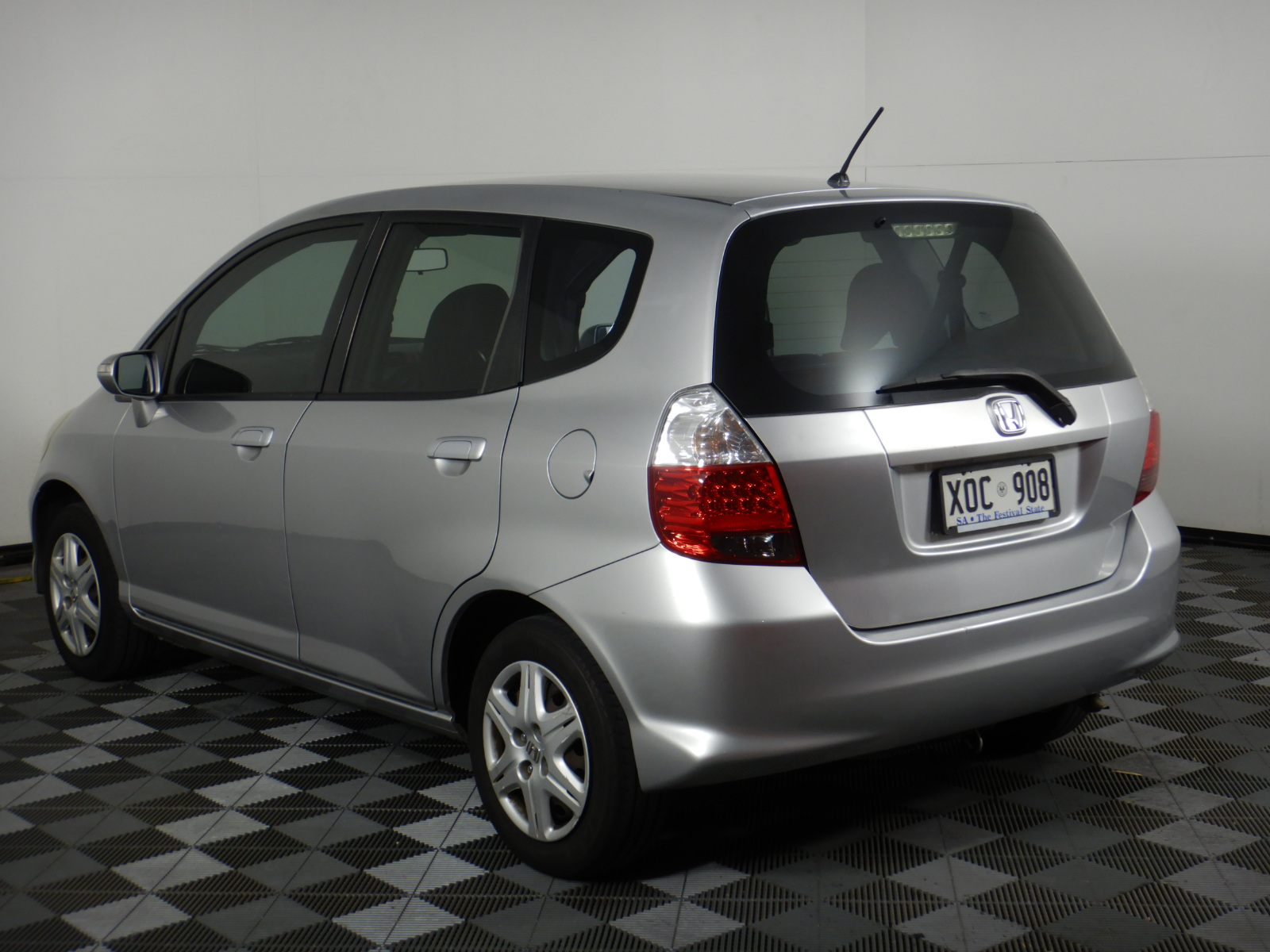 1.45 Carats D/VS1 Lab Grown Diamond - IGI Certified