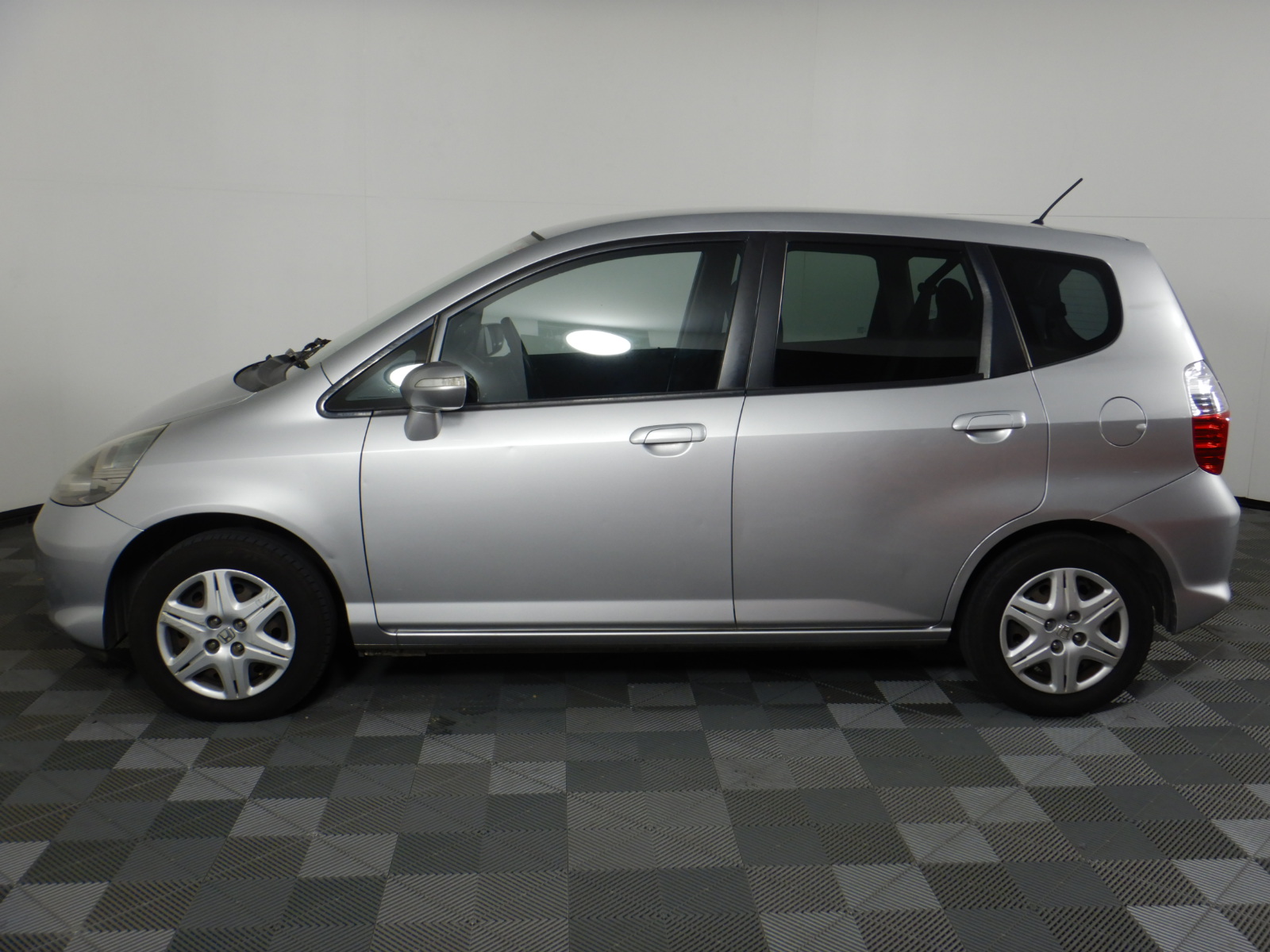 1.07 Carats D/VS1 Lab Grown Diamond - IGI Certified