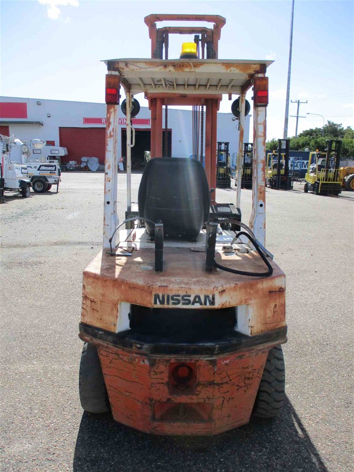 Stunning Round Crystal Drop Earrings - Silver