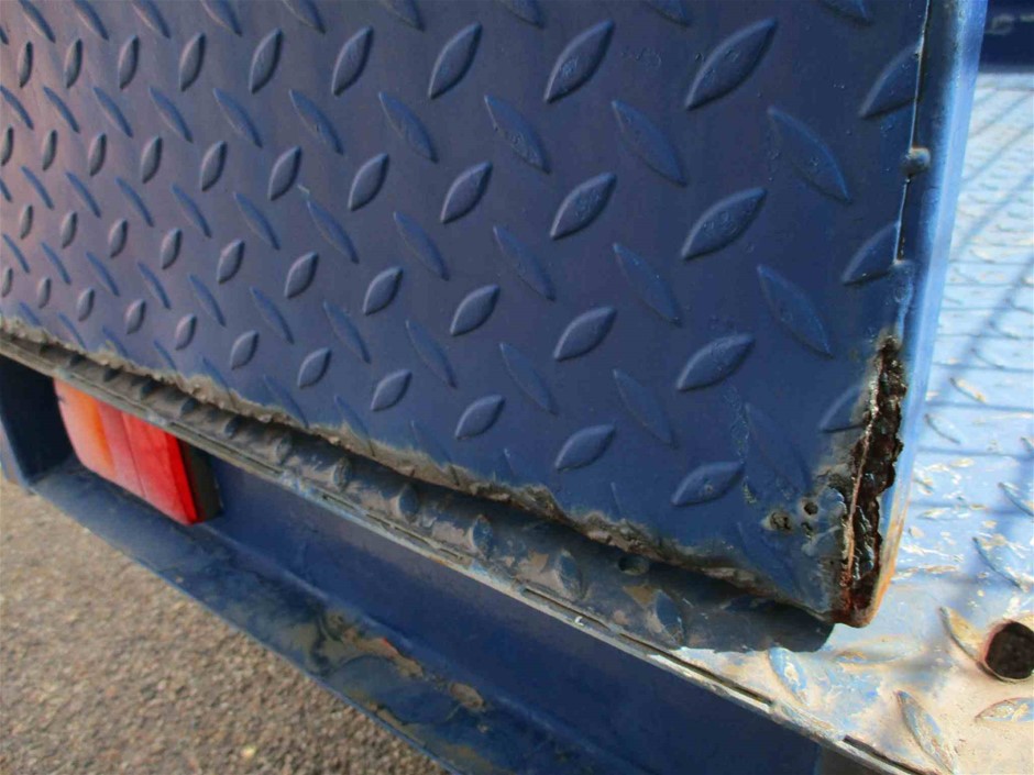 Stainless Steel Initial 'H' Bracelet with Simulated Diamonds - Yellow