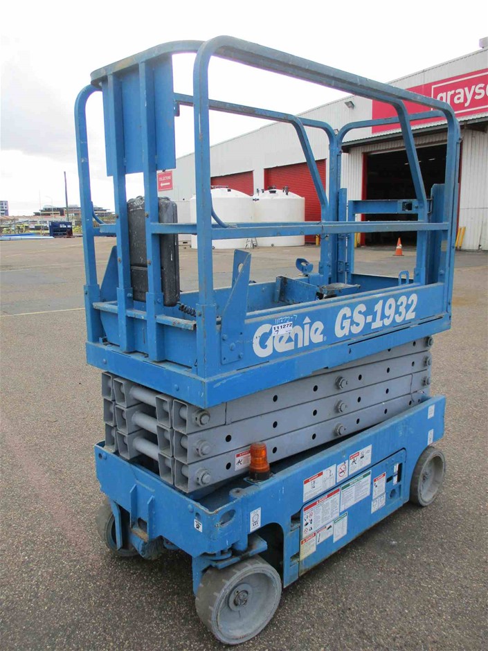 Italy 18K Triple Yellow Gold Plated Cuban Chain (18KGP/Italy)stamped-55cm