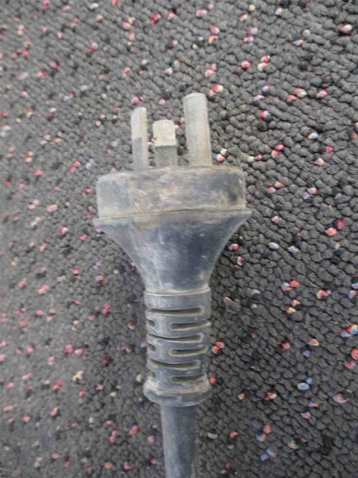 GARMIN Drive 53, Model : 010-02858-20.  Buyers Note - Discount Freight Rate