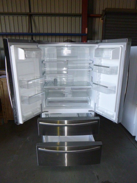 KRK Powered Studio Monitor, Black, Model: RP5G4, 26 x 38 x 32 cm; 5.64 kg.