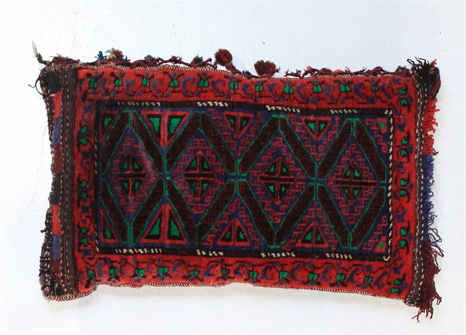 Australia: 2012 Two Dollars QEII Remembrance $2