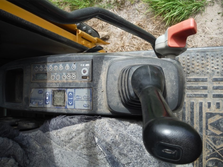 Rare 2016 "Ned Kelly" Helmet Ingot, 999 24k GOLD Plated, Outlaw
