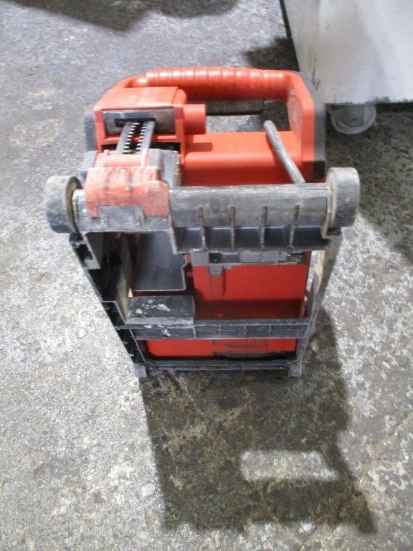 Vial full of Gold Leaf/Flake