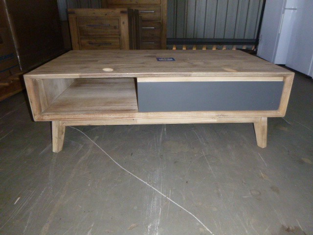 Waterproof  Watch Barrel Shaped Transparent Quartz Watch Popular