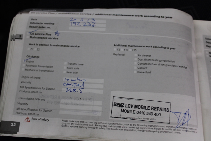 4ct Oval Cut Simulated Diamond & Shell Pearl 925 Silver Ring - Size 8