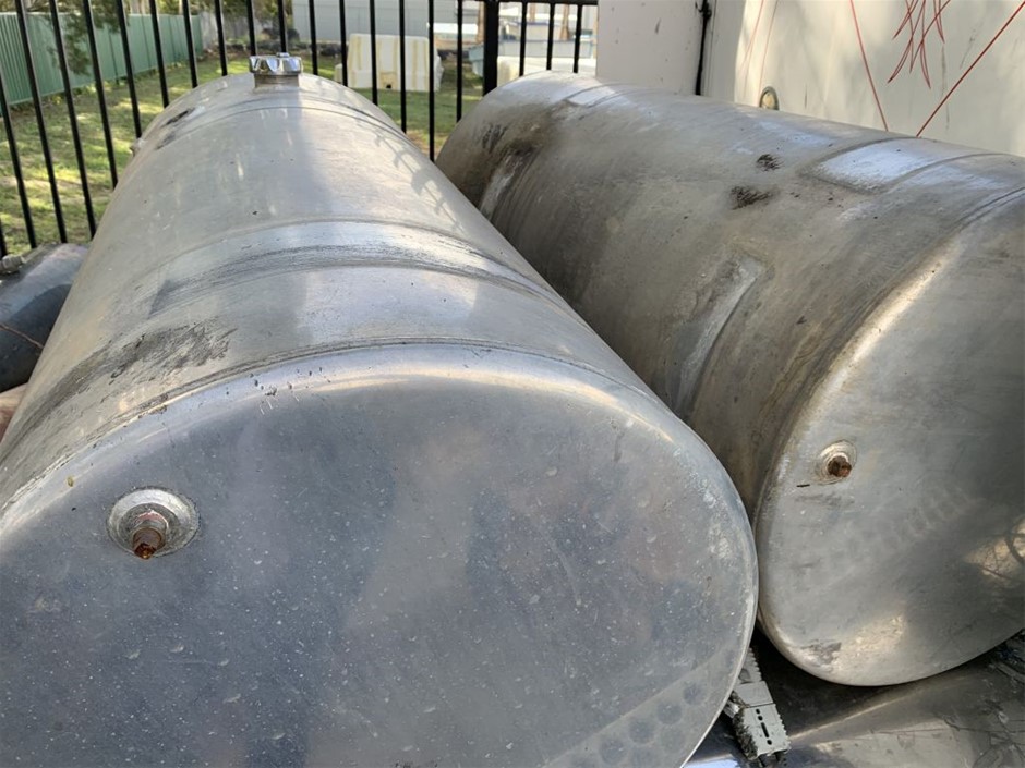 PUMA Men's Squad Fleece Crew, Size XL, 66% Cotton, New Navy (16), 199181.