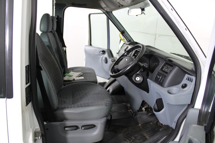 Designer Blue Green Love Heart Necklace & Earring Set in Silver