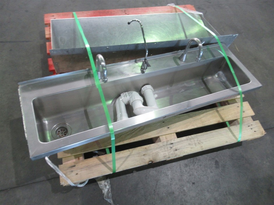 Cisco 800 Series 887VAM Integrated Services Routers (Lot of 2)