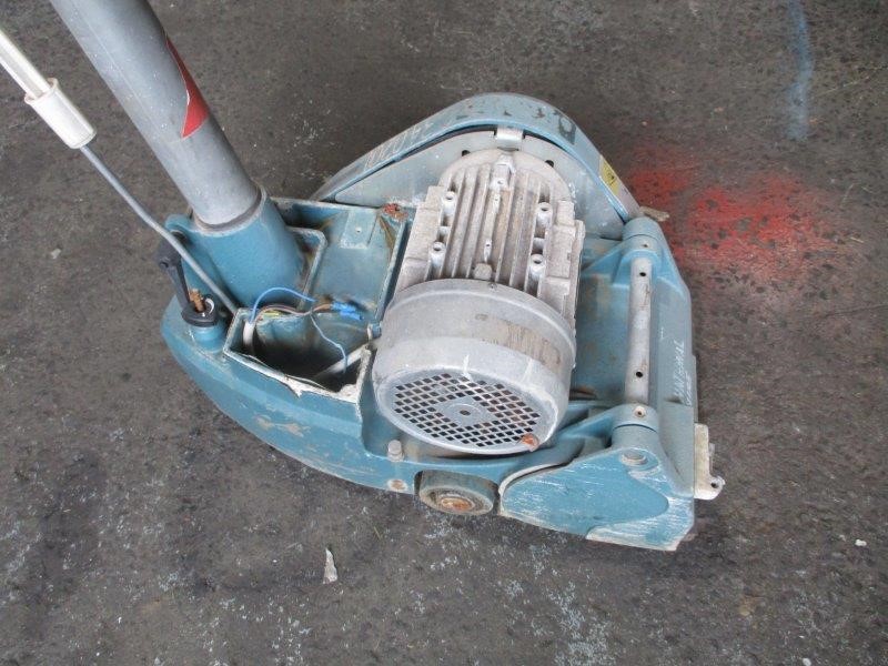 11.57 Carats Cabochon Green Emerald