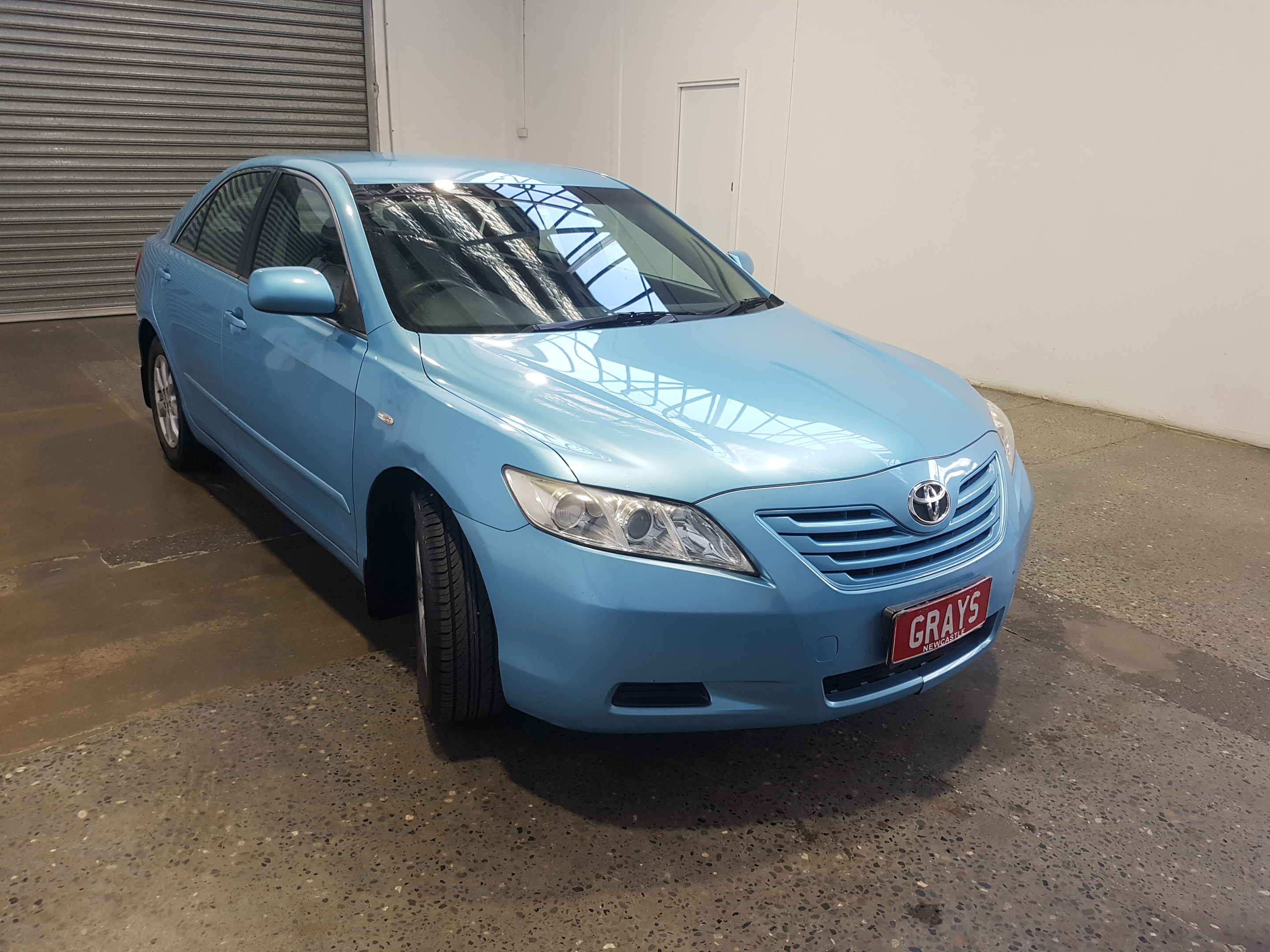 EW A9X Holden Torana Colour Silver Stunner Coin with COALTD 500