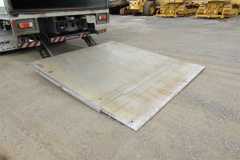 Silver Bullion 999.5 Fine Grade 5 Grams Ingot Bar